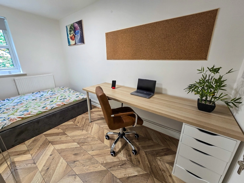 Lenton: 6 Bedroom Student house - NG7 3PH - Thumbnail 15